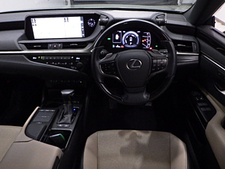 LEXUS ES 2020