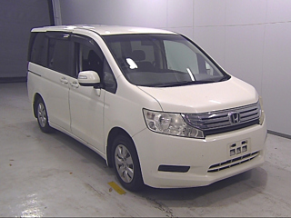HONDA STEP WAGON 2010