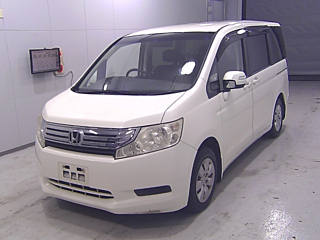 HONDA STEP WAGON 2010