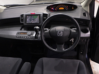 HONDA FREED 2010
