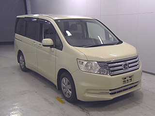 HONDA STEP WAGON 2012