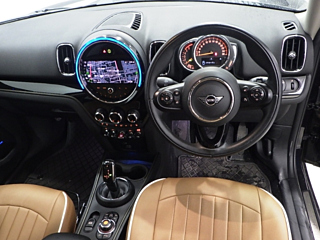 BMW MINI 2021