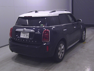 BMW MINI 2021