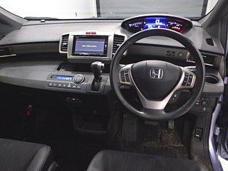 HONDA FREED 2016