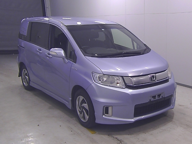 HONDA FREED 2016