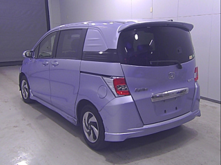 HONDA FREED 2016