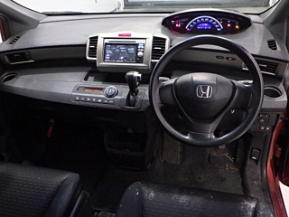 HONDA FREED 2011