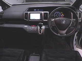 HONDA STEP WAGON 2012