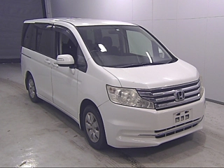 HONDA STEP WAGON 2012