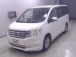 HONDA STEP WAGON 2012
