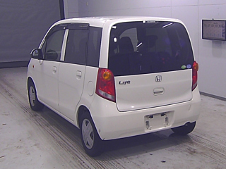 HONDA LIFE 2010