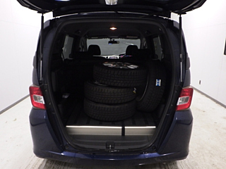 HONDA FREED 2010
