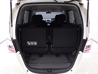 HONDA FREED 2012