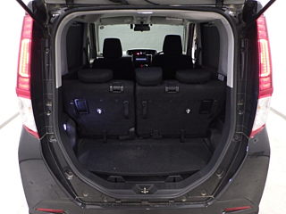 TOYOTA ROOMY 2020