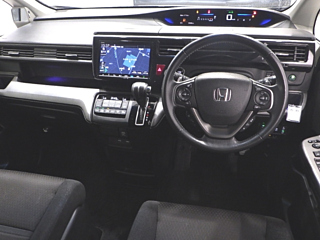 HONDA STEP WAGON 2018