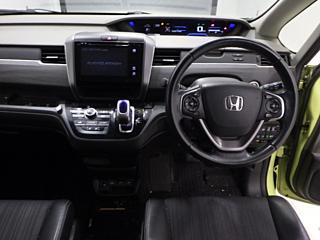 HONDA FREED 2018