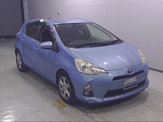 TOYOTA AQUA 2012