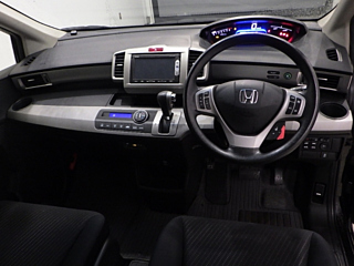 HONDA FREED 2014