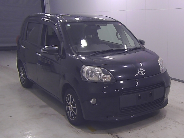 TOYOTA PORTE 2014