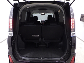 TOYOTA VOXY 2015