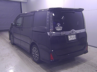 TOYOTA VOXY 2015