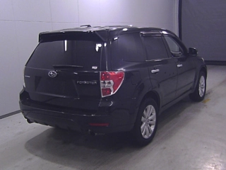 SUBARU FORESTER 2012