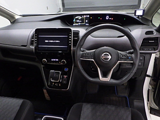 NISSAN SERENA 2020