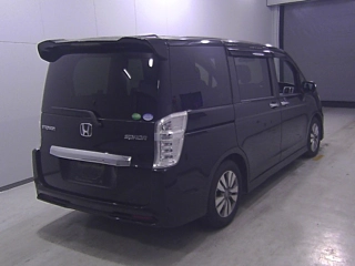 HONDA STEP WAGON 2013