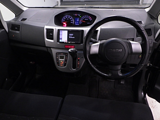DAIHATSU MOVE 2012