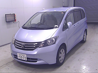 HONDA FREED 2010