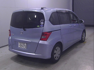 HONDA FREED 2010