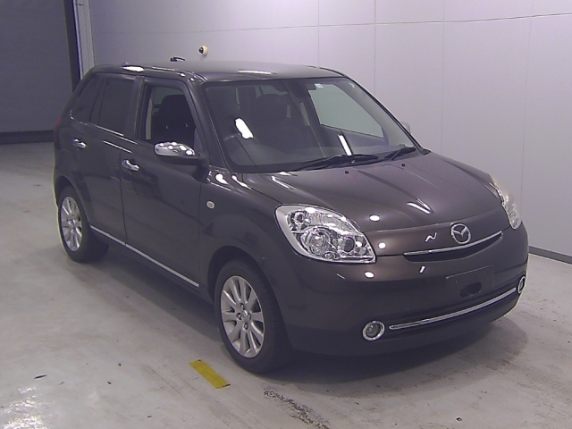 MAZDA VERISA 2014