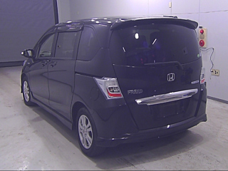 HONDA FREED 2012