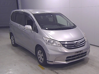 HONDA FREED 2012