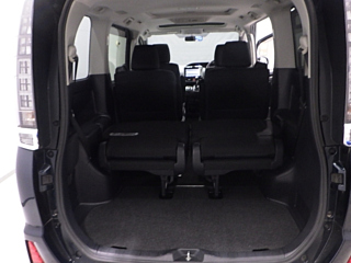 TOYOTA VOXY 2014