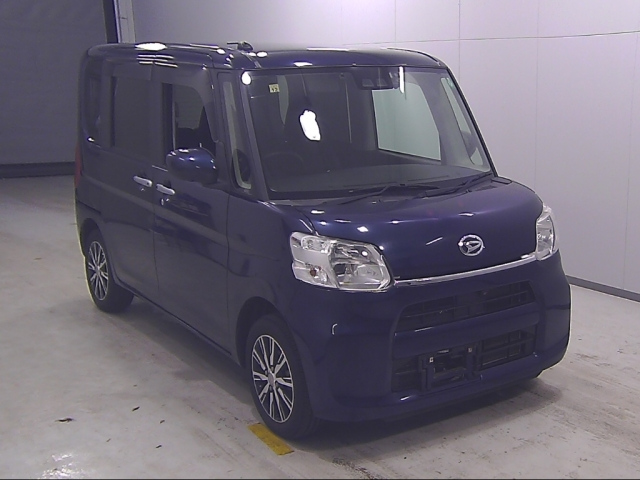 DAIHATSU TANTO 2018