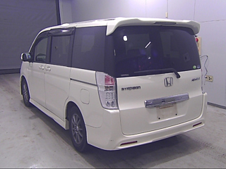 HONDA STEP WAGON 2010