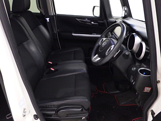 HONDA N BOX 2016