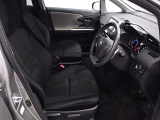 TOYOTA WISH 2010