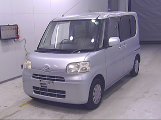 DAIHATSU TANTO 2008