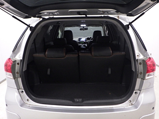 TOYOTA WISH 2010