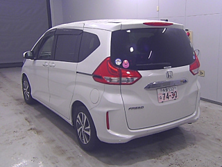 HONDA FREED 2019