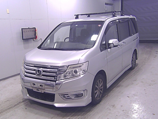 HONDA STEP WAGON 2014