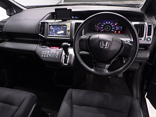 HONDA STEP WAGON 2010