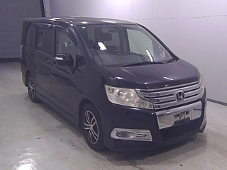 HONDA STEP WAGON 2010