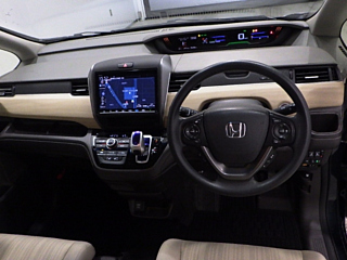 HONDA FREED 2018