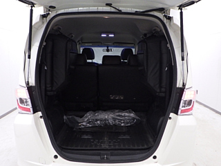 HONDA FREED 2013