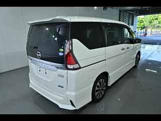 NISSAN SERENA 2018