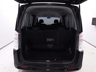 HONDA STEP WAGON 2010