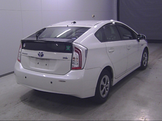TOYOTA PRIUS 2012